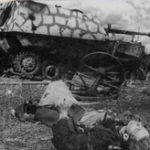 破壊された戦車が墓標に。愛機とともに死亡したWWⅡドイツの戦車乗りetc