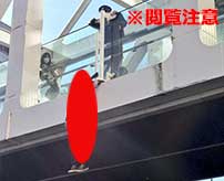 【閲覧注意】本日1月6日(月)午後12時30分頃、新宿駅南口の歩道橋で首吊り自殺が発生