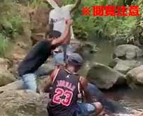 【閲覧注意】エクアドルのギャングたちが川で死体を解体しまくり…