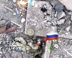 15692546813fa21f2163.mp4-2