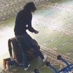 殺人衝動に駆られた男、相手を50回以上ナイフでメッタ刺しにする