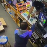 金渡したのに…ガソリンスタンドの店員、強盗に射殺される