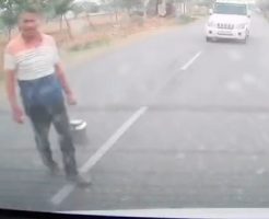 85886683f92b4e1fc3.mp4-9
