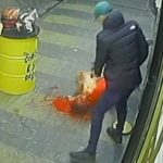 簡単な仕事です。ヒットマンがターゲットをあっさり射殺