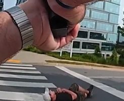 8588668476d50a09ee.mp4-9