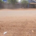 当然始まる銃撃戦、反政府戦力とミャンマー軍の戦いで転がる死体