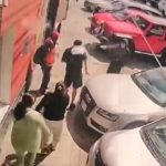 周りに人がいても関係なし、ジムの前で男がシカリオに殺害される