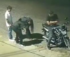 217768568936956e7b4d.mp4-9