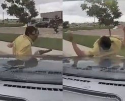 217768568d5bcae1d050.mp4-9