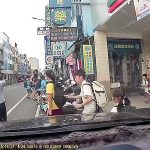 台湾の街がパニックに！無差別子供刺殺事件が発生