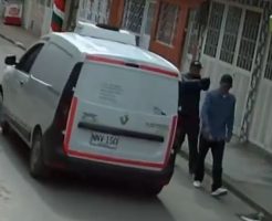 94769369027aaa1a37c.mp4-9