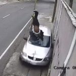 気付いた時には車はもう目の前…スピード違反の車に轢かれた男 気付いた時には車はもう目の前…スピード違反の車に轢かれた男