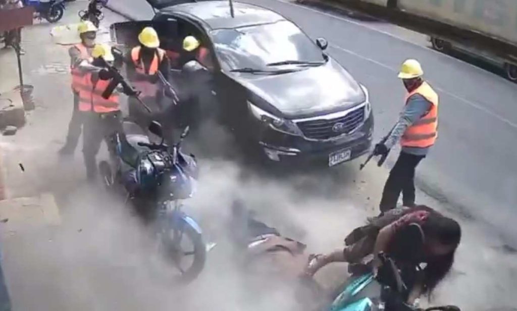 21776856910408b771ca.mp4-9