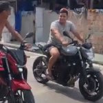 ドラッグレースに参加した男、バイクでクラッシュして死亡
