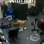 綿密な計画が必要だった…宝石強盗に失敗した強盗グループ、2人死亡 綿密な計画が必要だった…宝石強盗に失敗した強盗グループ、2人死亡