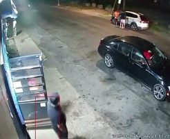 636526920c67ee7b65.mov-3