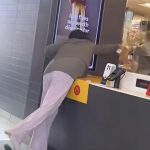 ブチギレまんさん、マックの店長にホットコーヒーをぶっかける ブチギレまんさん、マックの店長にホットコーヒーをぶっかける