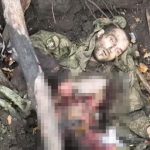 戦場で逃げ場なし、爆撃されて逃げるロシア兵を一掃する 戦場で逃げ場なし、爆撃されて逃げるロシア兵を一掃する