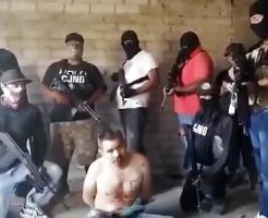 1170482693e961059de3.mp4-3