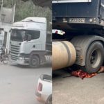 トラックの隣を自転車で走っていたBBA、トラックの下敷きになってぐちゃっ トラックの隣を自転車で走っていたBBA、トラックの下敷きになってぐちゃっ