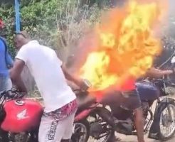 552433692f81b4b055c.mp4-3