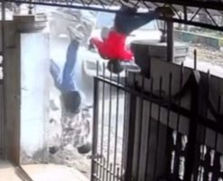 55243369376d8009128.mp4-3