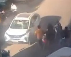 63652693b15cf82cb7.mov-3