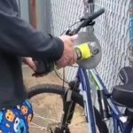 自転車泥棒におしおき、股間を蹴った後に顔面に催涙スプレーを噴射