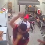 下調べしておけば…強盗犯、キッチンに強盗に入るも返り討ち