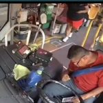 最悪の乗客がいた…バスの運転手、魔法瓶で殴られて死亡 最悪の乗客がいた…バスの運転手、魔法瓶で殴られて死亡